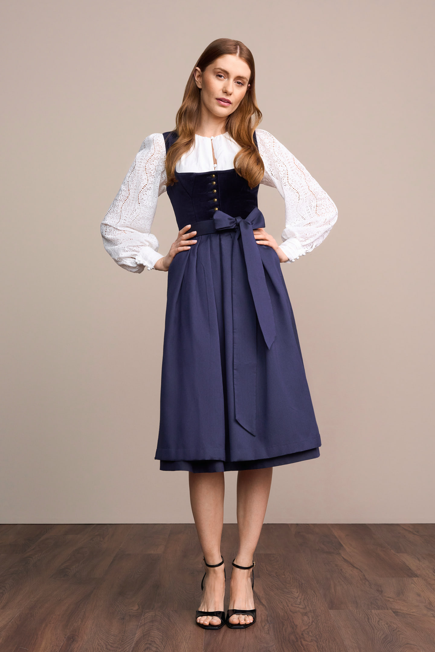 Dirndl Yara (70cm)
