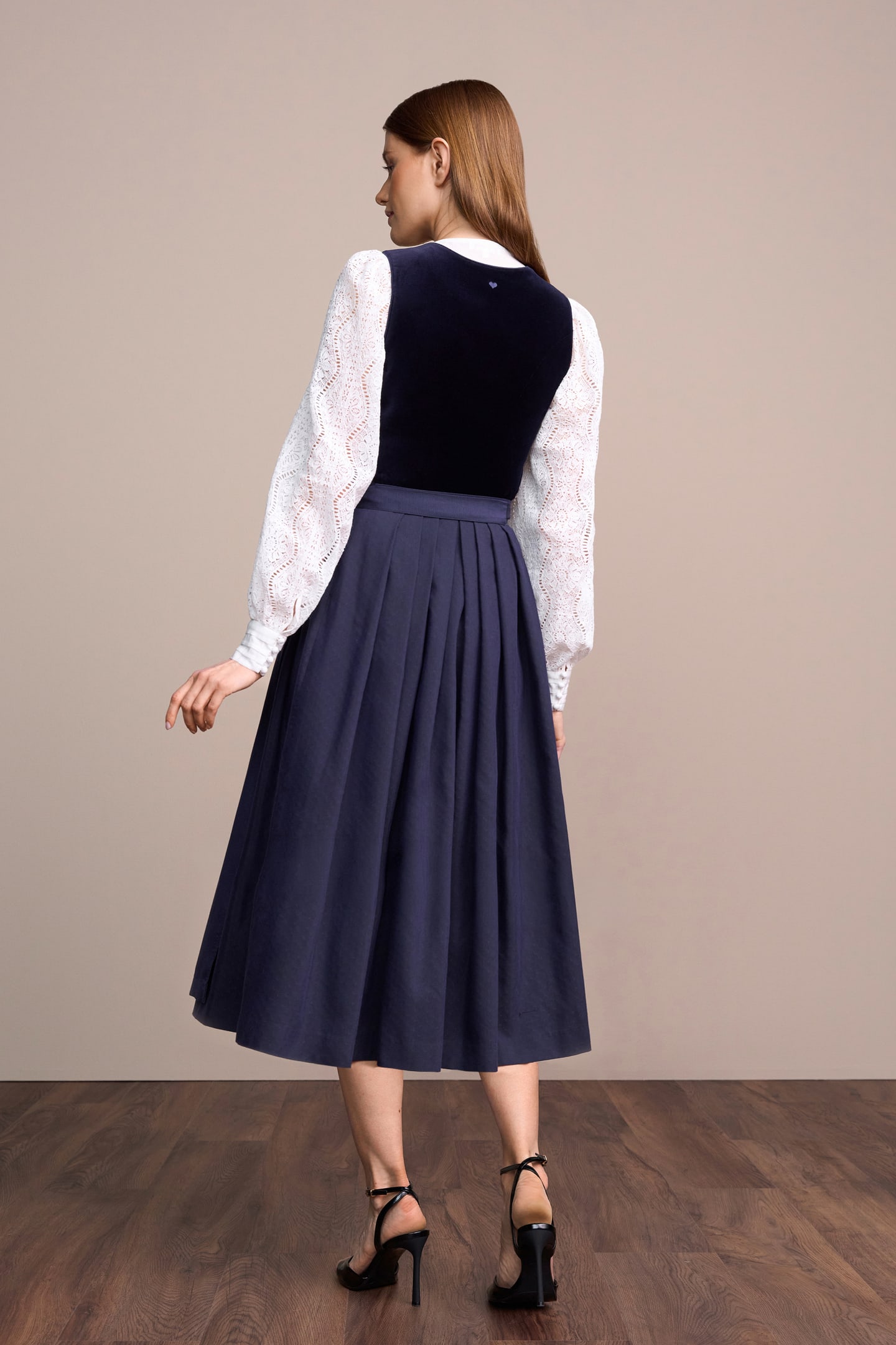 Dirndl Yara (80cm)