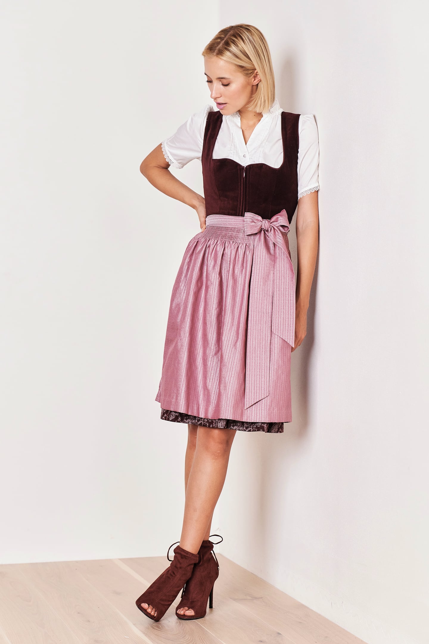 Dirndl Carina (60cm)